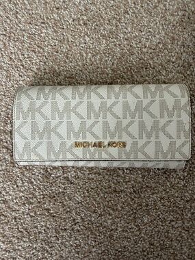 Michael Kors Cream/Beige Signature MK Continental Wallet with Gold Hardware